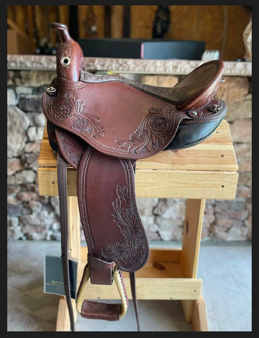 Quantum Western Short & Light 5973